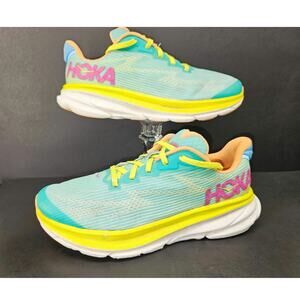 Hoka Youth 6 Comfy footwear